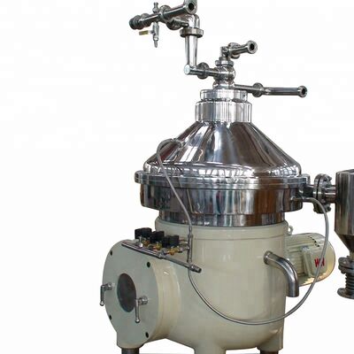 Centrífuga separadora de discos para separación de crema de leche en operación continua